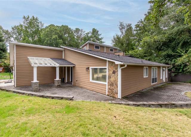 Property at 1050 Terramont Dr, Roswell, GA 30076, 3 beds, 3 baths