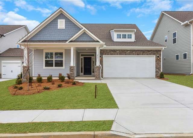 Property at 137 Coffee Ln, Hoschton, GA 30548, 3 beds, 3 baths
