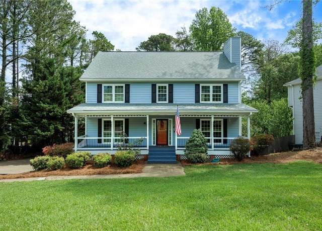 Property at 4994 Willow Creek Dr, Woodstock, GA 30188, 5 beds, 3.5 baths