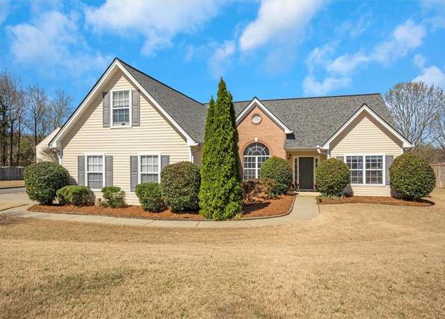 Property at 2450 Cordillo Dr NE, Dacula, GA 30019, 3 beds, 2 baths