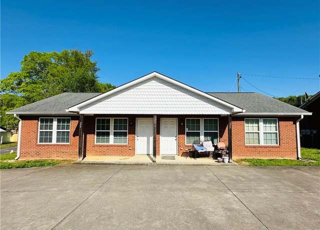 Property at 333 Garden Ave SE, Lindale, GA 30147, 2 beds, 1 bath
