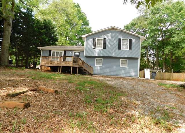Property at 464 Mephisto Cir, Lawrenceville, GA 30046, 3 beds, 2 baths