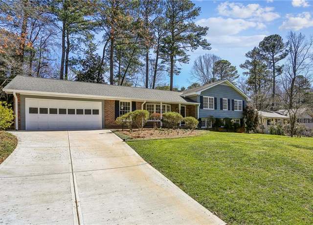 Property at 860 Valleymeade Dr SE, Marietta, GA 30067, 3 beds, 2 baths
