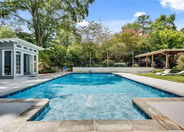 Property at 2821 Laurel Ridge Dr, Decatur, GA 30033, 4 beds, 2 baths