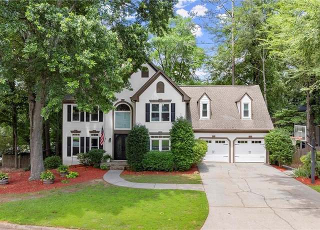 Property at 4300 May Apple Dr, Alpharetta, GA 30005, 5 beds, 4.5 baths