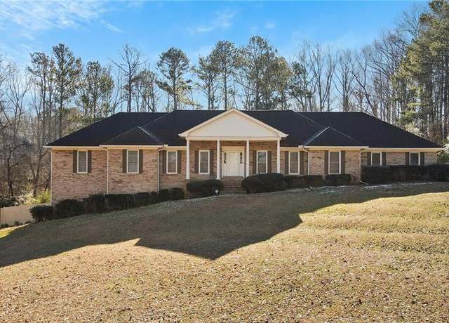 Property at 157 Timberlost Trl, Suwanee, GA 30024, 6 beds, 5.5 baths