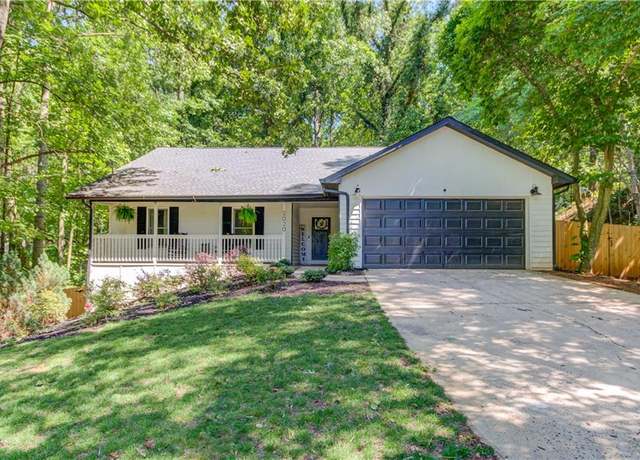 Property at 2020 Commonwealth Pl, Cumming, GA 30041, 5 beds, 3 baths