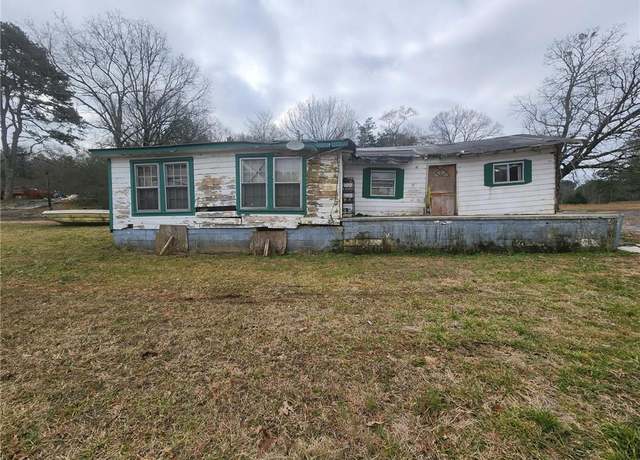 Property at 270 Hasty Rd NE, Rome, GA 30161, 3 beds, 1 bath