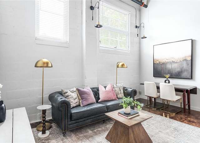 Property at 964 Dekalb Ave NE #112, Atlanta, GA 30307, 2 beds, 2 baths