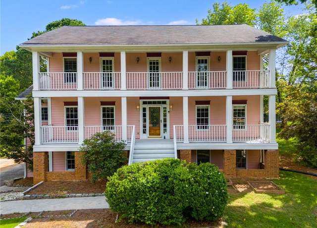 Property at 3348 Summit Turf Ln, Snellville, GA 30078, 5 beds, 3.5 baths
