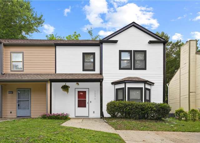 Property at 2896 Lakemont Dr SW, Marietta, GA 30060, 3 beds, 2.5 baths