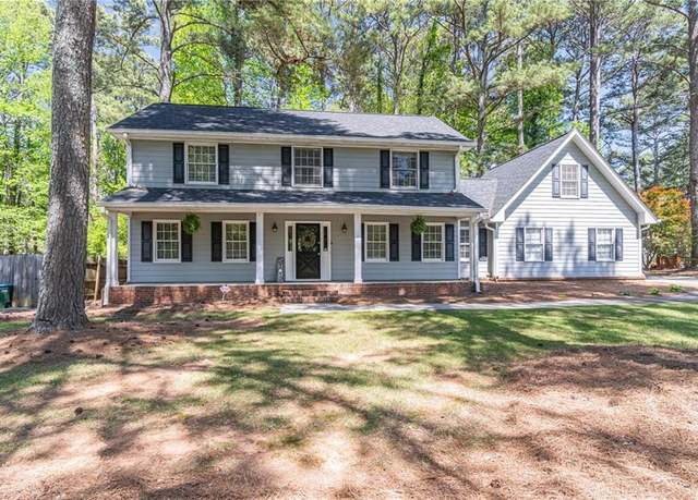 Property at 714 Lanford Springs Dr SW, Lilburn, GA 30047, 4 beds, 2.5 baths