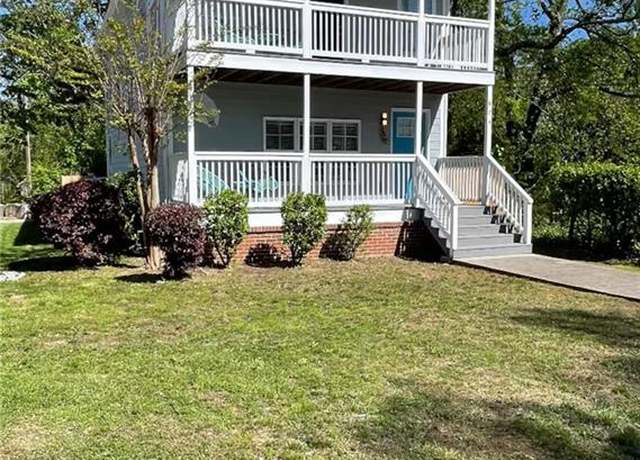 Property at 874 Welch St, Atlanta, GA 30310, 4 beds, 3 baths