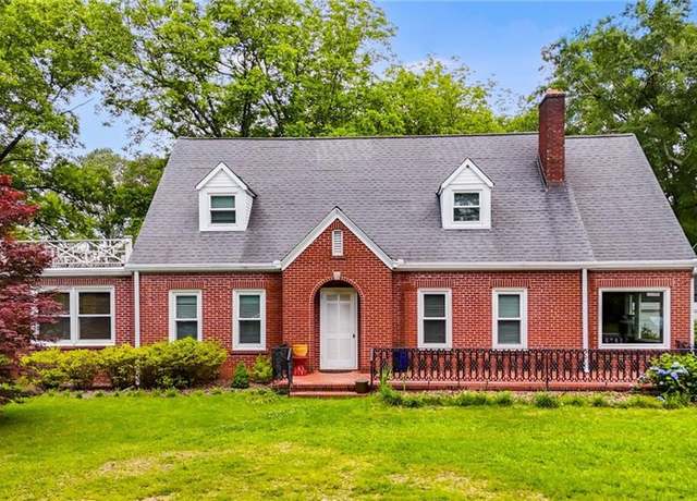 Property at 407 E College St E, Bowdon, GA 30108, 5 beds, 3 baths