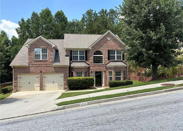 Property at 6986 Misttop Loop, Fairburn, GA 30213, 5 beds, 3 baths