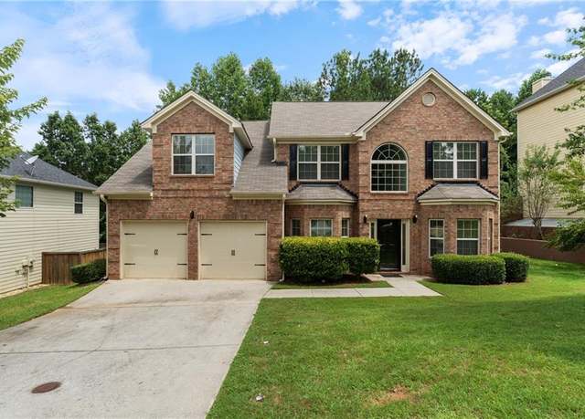 Property at 6986 Misttop Loop, Fairburn, GA 30213, 5 beds, 3 baths