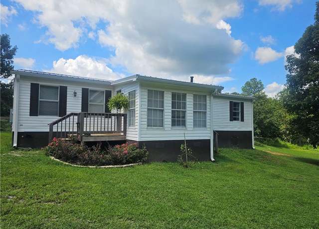Property at 138 Thompson Loop NE, Ranger, GA 30734, 4 beds, 2 baths