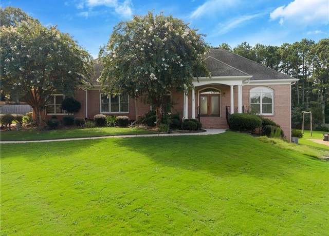 Property at 2920 Chardonnay Ln, Cumming, GA 30041, 3 beds, 2 baths