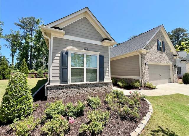 Property at 3165 Blackshear Dr, Marietta, GA 30060, 4 beds, 3 baths