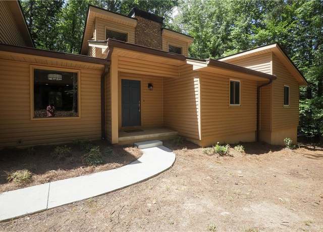 Property at 765 Spring Valley Dr, Cumming, GA 30041, 3 beds, 2.5 baths