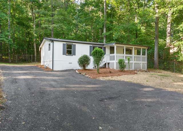 Property at 4212 Bryan Dr SE, Acworth, GA 30102, 3 beds, 2 baths