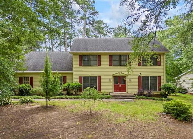 Property at 705 Clubhouse Dr SE, Conyers, GA 30094, 4 beds, 3 baths