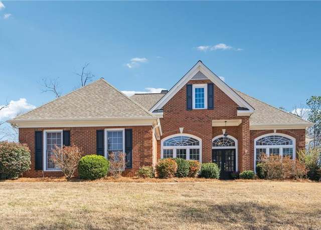 Property at 3999 Treemont Ln, Suwanee, GA 30024, 4 beds, 3 baths