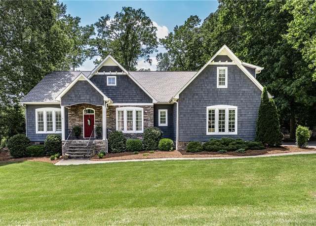 Property at 426 Fields Ferry Dr, Calhoun, GA 30701, 4 beds, 3.5 baths