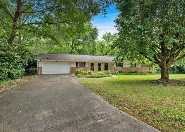 Property at 450 S Susan Creek Dr, Stone Mountain, GA 30083, 6 beds, 4 baths