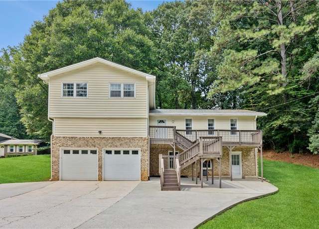 Property at 2695 Davenport Rd, Duluth, GA 30096, 3 beds, 2 baths