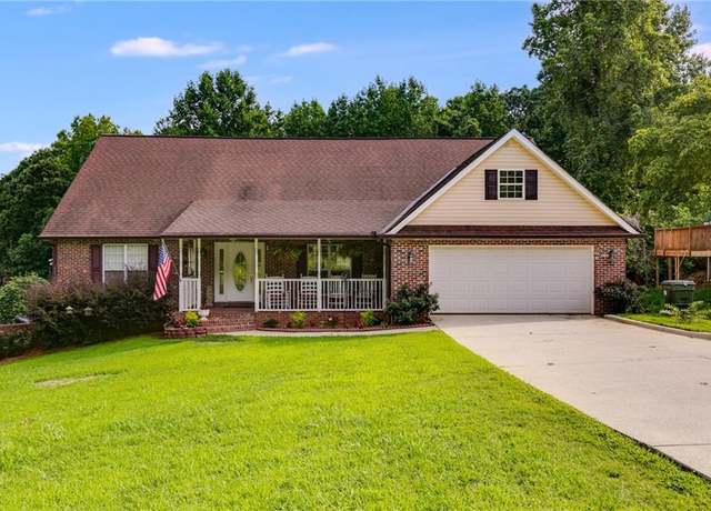 Property at 144 Bobs Dr SW, Mableton, GA 30126, 3 beds, 2.5 baths