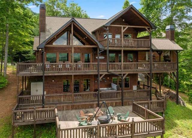 Property at 9 Quail Hollow Ln, Blue Ridge, GA 30513, 6 beds, 4.5 baths