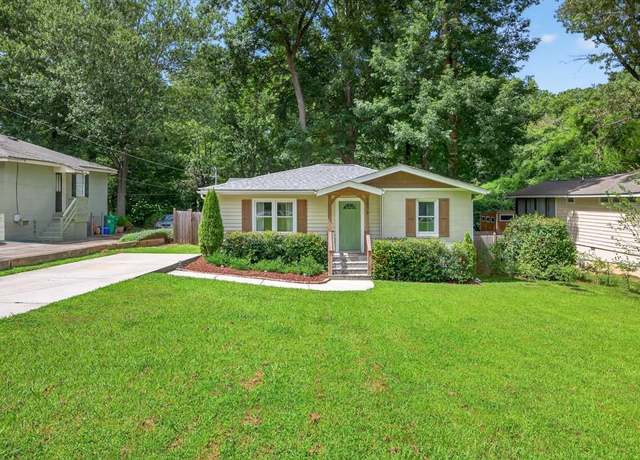 Property at 2976 Lowrance Dr, Decatur, GA 30033, 3 beds, 2 baths