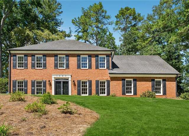Property at 1097 NE Princeton Walk NE, Marietta, GA 30068, 4 beds, 2.5 baths