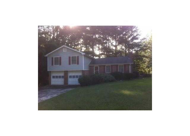 Property at 2157 Tiffany Ln, Lithonia, GA 30058, 4 beds, 2.5 baths