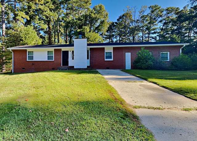 Property at 7054 Chappell Cir, Atlanta, GA 30360, 4 beds, 1.5 baths