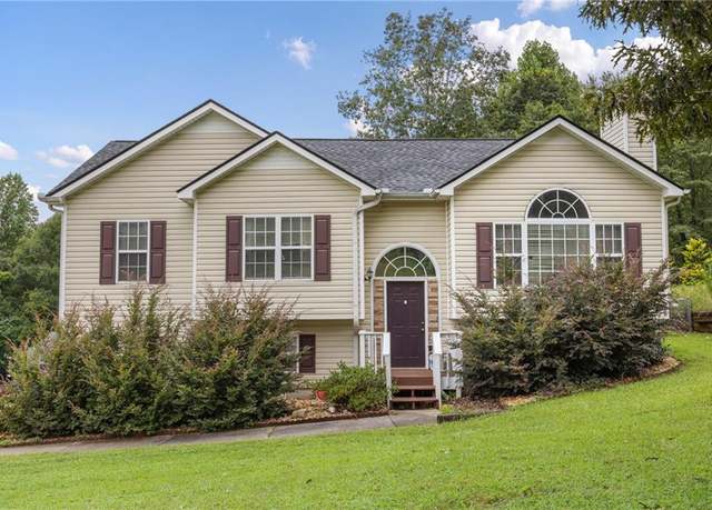 Property at 227 Diamond Ct, Carrollton, GA 30116, 3 beds, 2 baths
