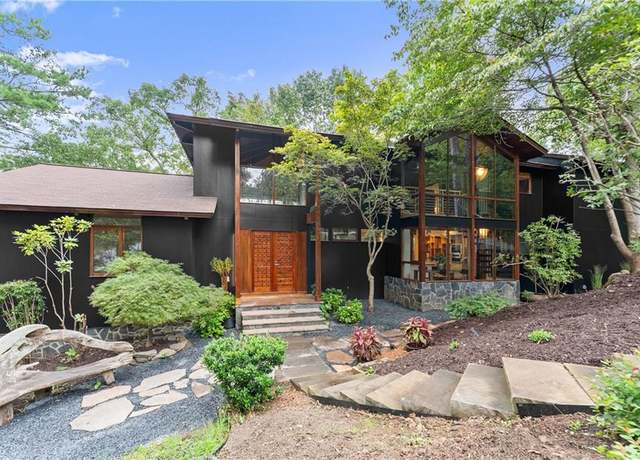 Property at 85 Grogans Lndg, Atlanta, GA 30350, 6 beds, 4.5 baths