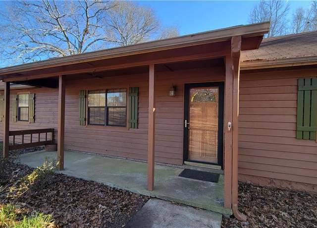 Property at 557 Mccullough Rd, Stockbridge, GA 30281, 3 beds, 2 baths