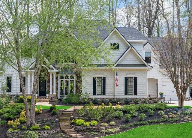Property at 2305 Whiting Bay Cts, Kennesaw, GA 30152, 5 beds, 5.5 baths