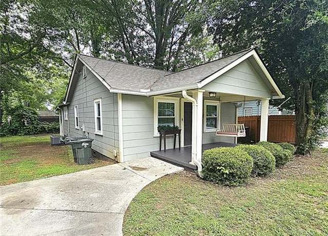 Property at 1341 SE Joyner Ave SE, Marietta, GA 30060, 2 beds, 2 baths