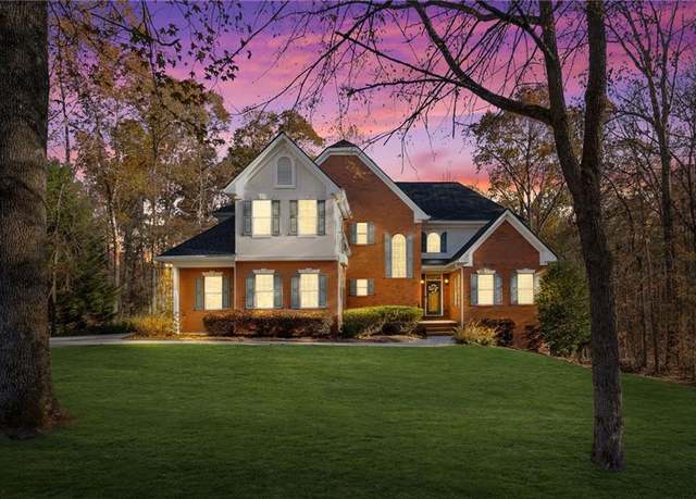Property at 340 Antebellum Way, Fayetteville, GA 30215, 5 beds, 4.5 baths