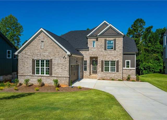 Property at 5636 Meadow View Dr, Jefferson, GA 30549, 5 beds, 3.5 baths
