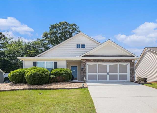 Property at 807 Ideal Pl, Winder, GA 30680, 3 beds, 2 baths