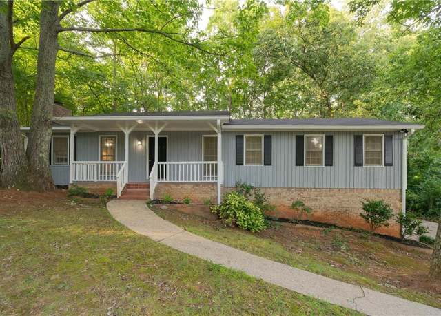 Property at 3521 Brookhill Cir, Marietta, GA 30062, 3 beds, 2 baths