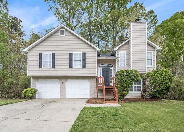 Property at 3380 Saddleton Way, Douglasville, GA 30134, 5 beds, 2 baths