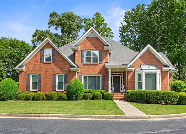 Property at 1740 Manhasset Pl, Atlanta, GA 30338, 4 beds, 2.5 baths