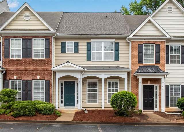 Property at 621 Kenridge Way, Suwanee, GA 30024, 2 beds, 2.5 baths