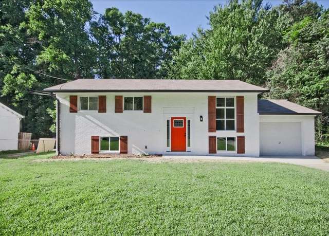 Property at 1349 Heather Cir, Riverdale, GA 30296, 4 beds, 2 baths
