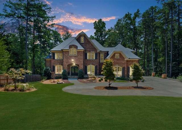 Property at 6806 Misty Cove Ln, Flowery Branch, GA 30542, 5 beds, 6.5 baths